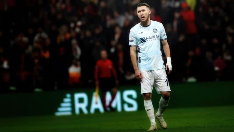 Форвард сборной Казахстана продолжит карьеру в Румынии