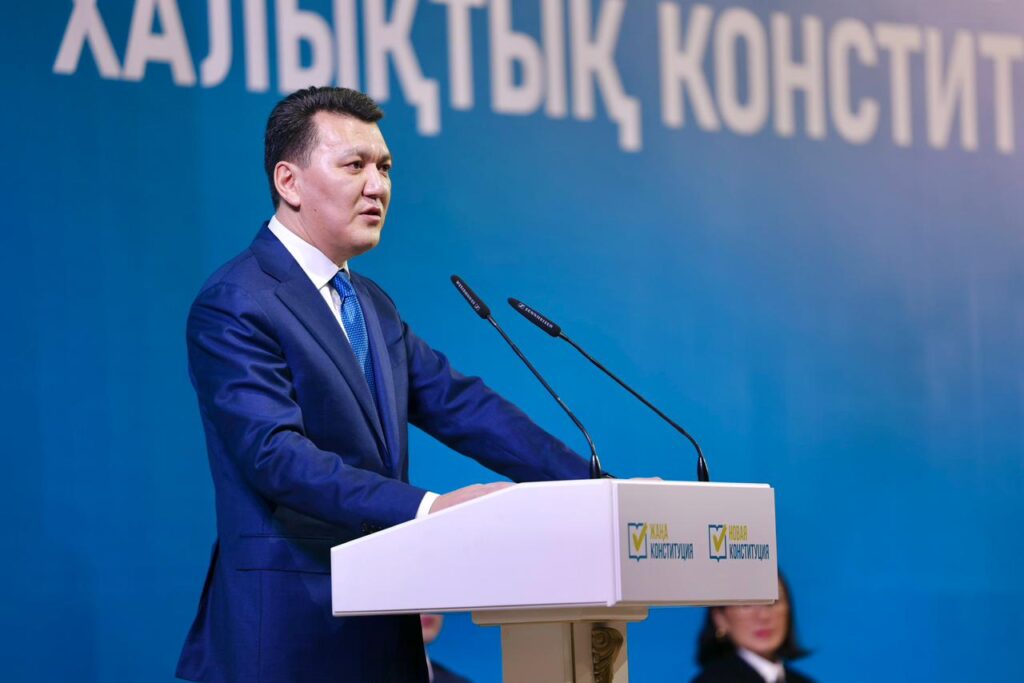 «Адам» сөзі 76 рет кездеседі: Қарин Конституция жобасының басты ерекшелігін атады