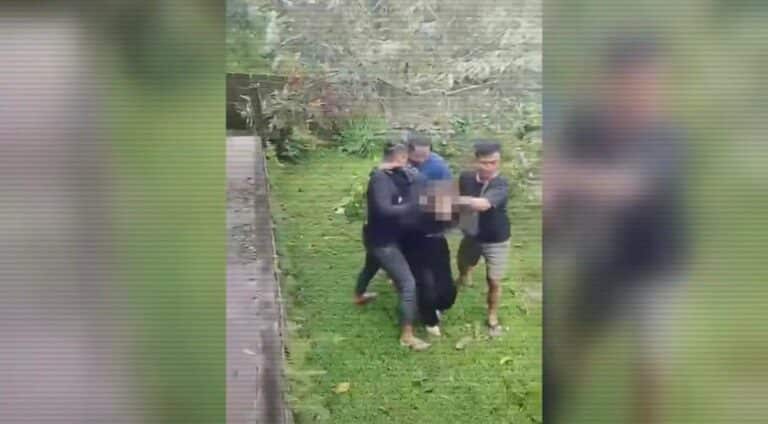 Атырауда бір отбасыны өлтірген күдіктінің ұсталған сәті видеоға түсті