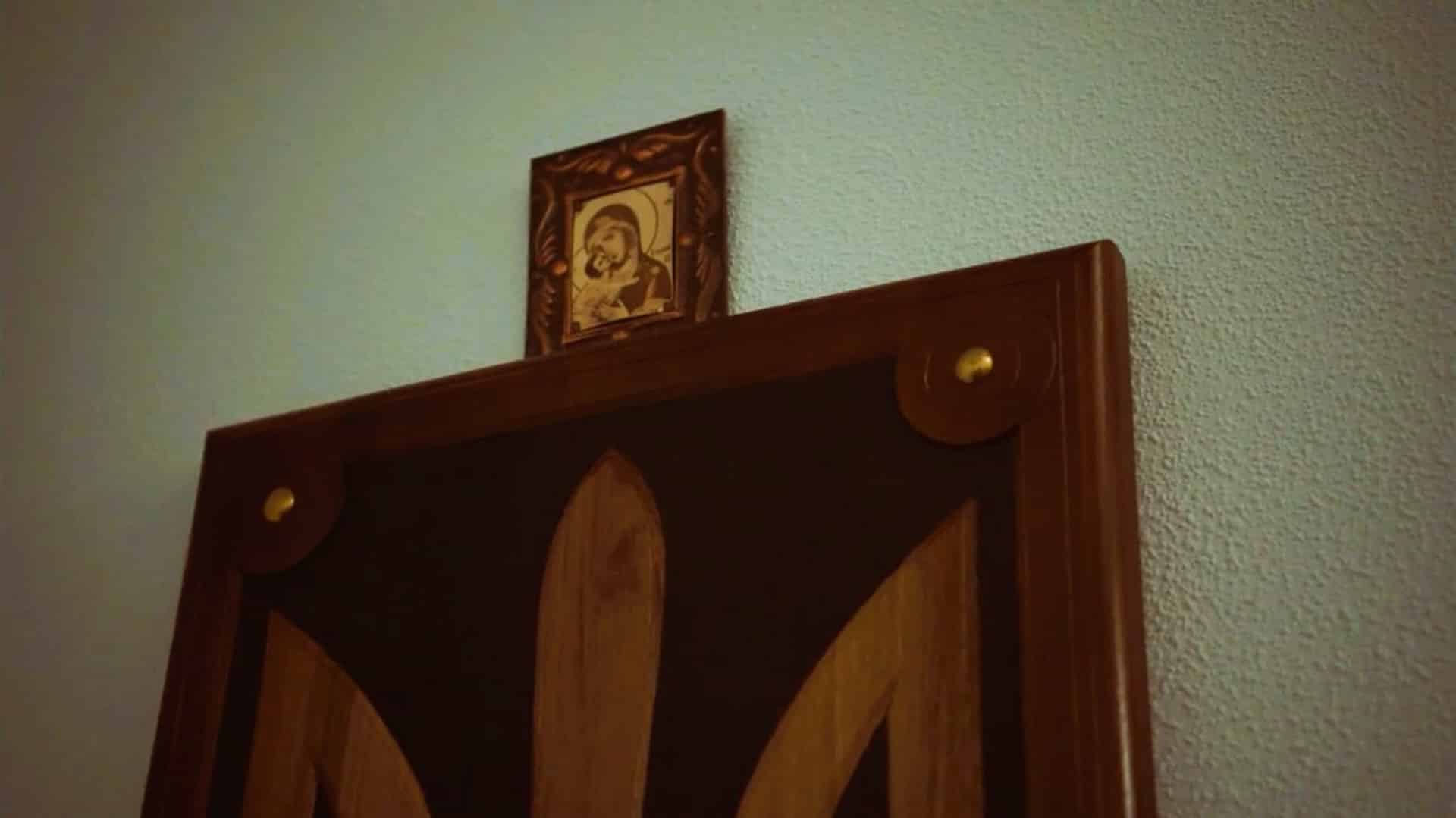 Украина президентінің кеңсесіндегі икона