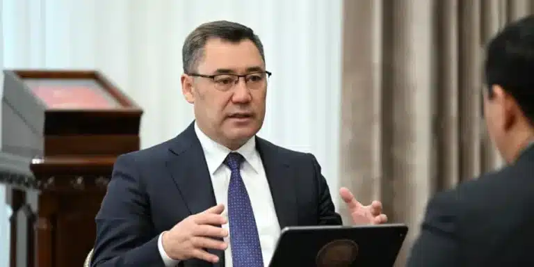 «Ел мүддесі достықтан да жоғары»: Жапаров Тәшиев жайлы сұраққа жауап берді