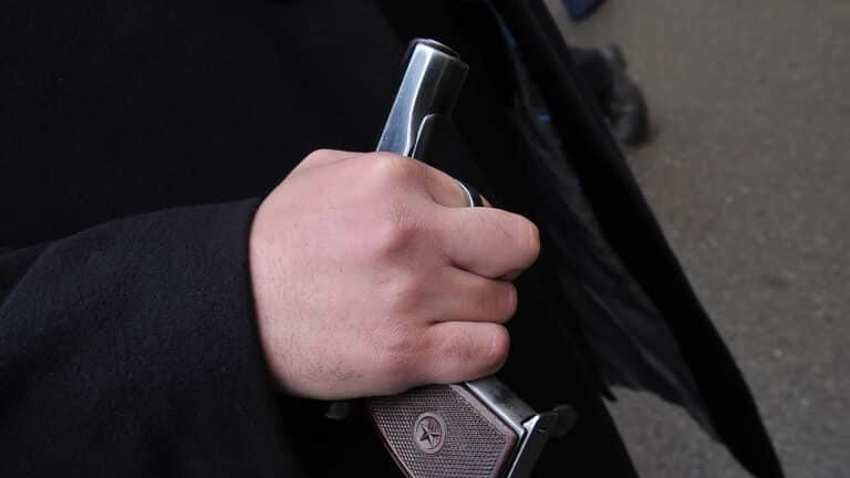 Полицейские открыли стрельбу во время массовой драки в Алматинской области