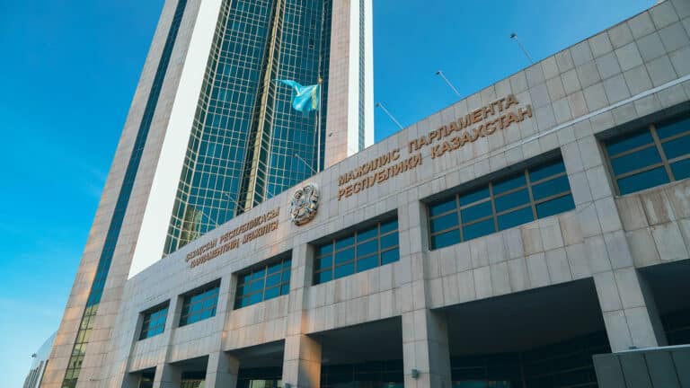 Казахстан займет деньги на строительство мощной ГЭС в Кыргызстане