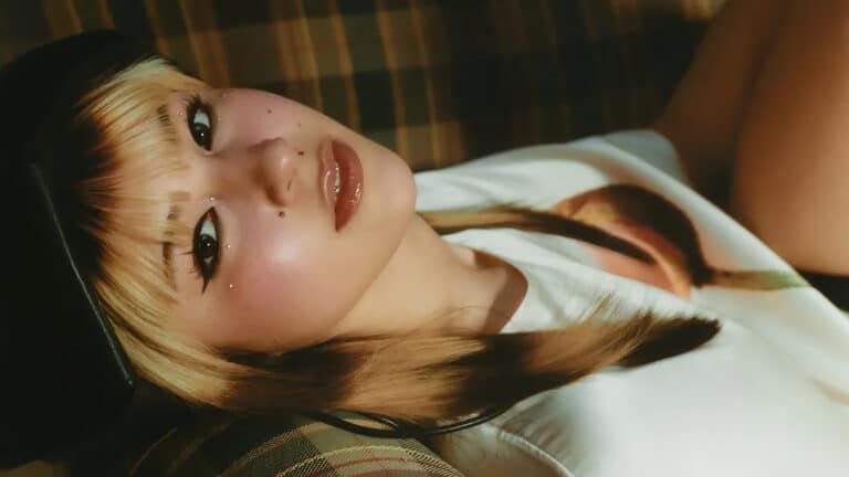 Фигуристка Алиса Лю появилась на обложке Teen Vogue и рассказала о любви к аниме