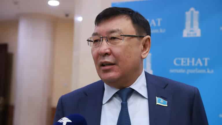 Кожаев объяснил, кого именно лишат скидки на штрафы за нарушение ПДД