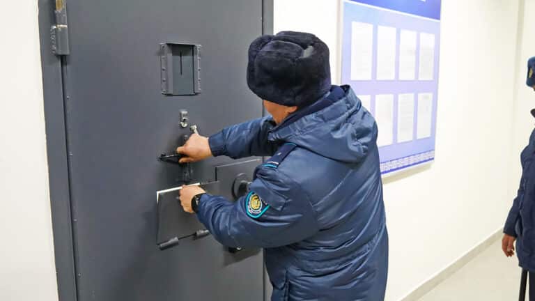 В МВД ответили на слухи об условиях заключения для Бишимбаева и Масимова