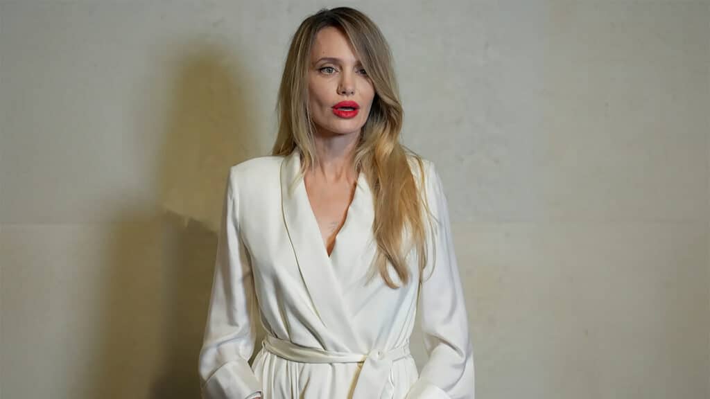 Фото: thevoicemag.ru бильд-редактор: Серикжан Ковланбаев