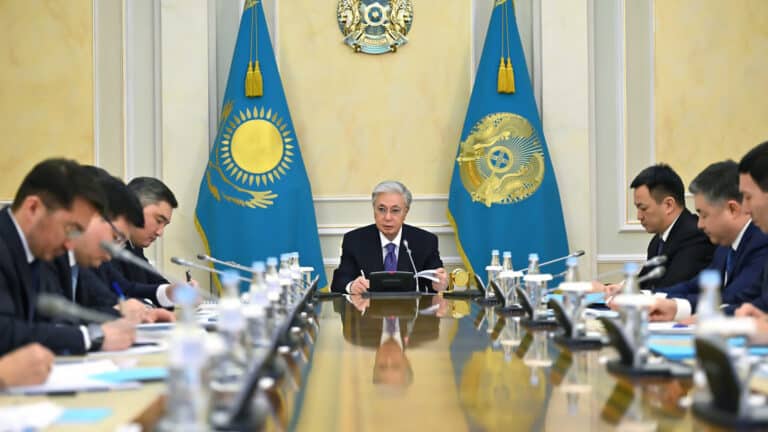 «Бегать должны данные, а не люди»: Токаев раскритиковал бюрократию в цифровизации