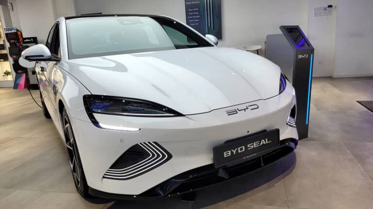 Сколько можно сэкономить на электромобиле, рассказал директор BYD Kazakhstan