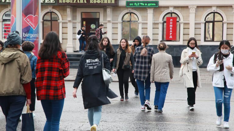 Что изменится в жизни казахстанцев с 1 апреля