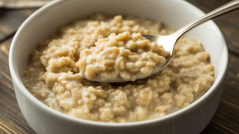 Овсянка за два дня может снизить «плохой» холестерин — показал эксперимент