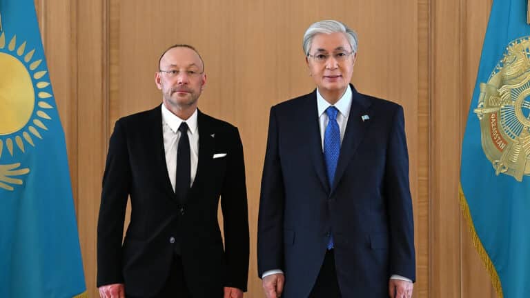 Российский медный магнат приехал к Токаеву обсуждать инвестиции в Казахстан