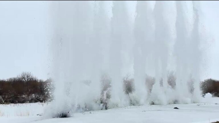 На реке Селета в Павлодарской области снова прогремели взрывы