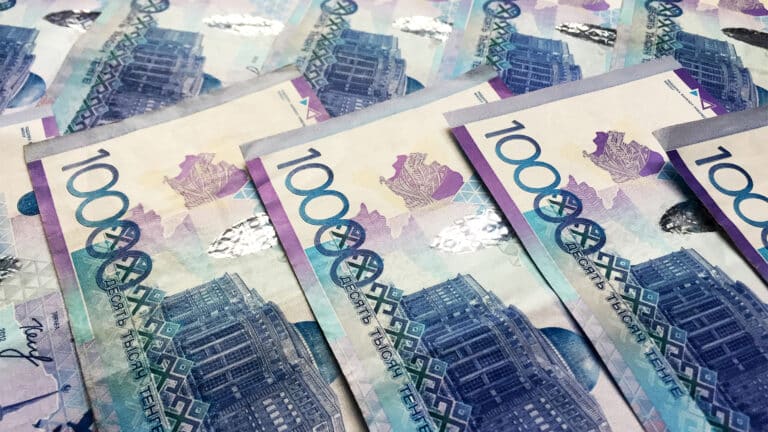 Компания члена совета директоров ЕНПФ заняла еще 300 млн тенге