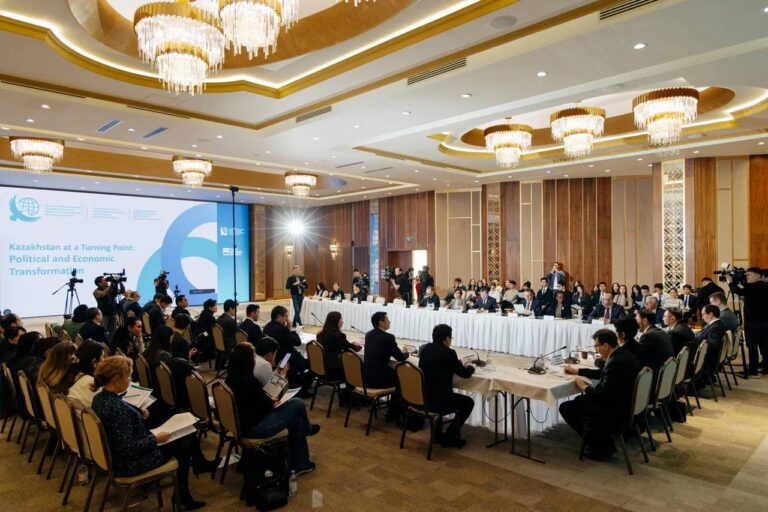 Международные эксперты оценили конституционную реформу Казахстана