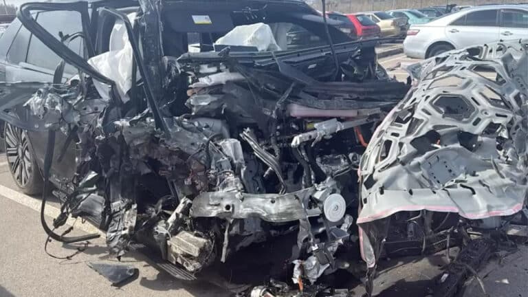 Смертельная гонка на аль-Фараби: депутат требует провести «чистку» в полиции Алматы