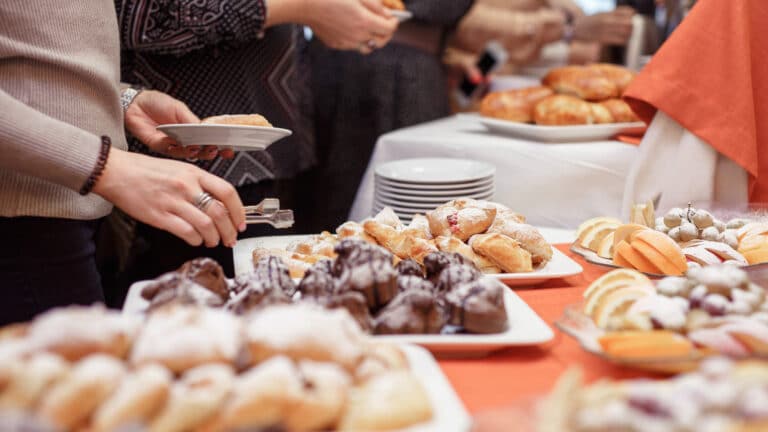 Почему отменили дастарханы в школах на Наурыз