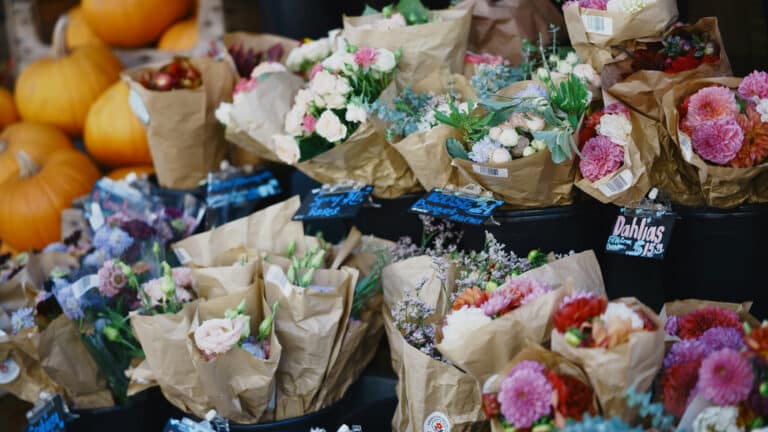 В Астане к 8 марта откроется ярмарка с фермерскими продуктами и цветами