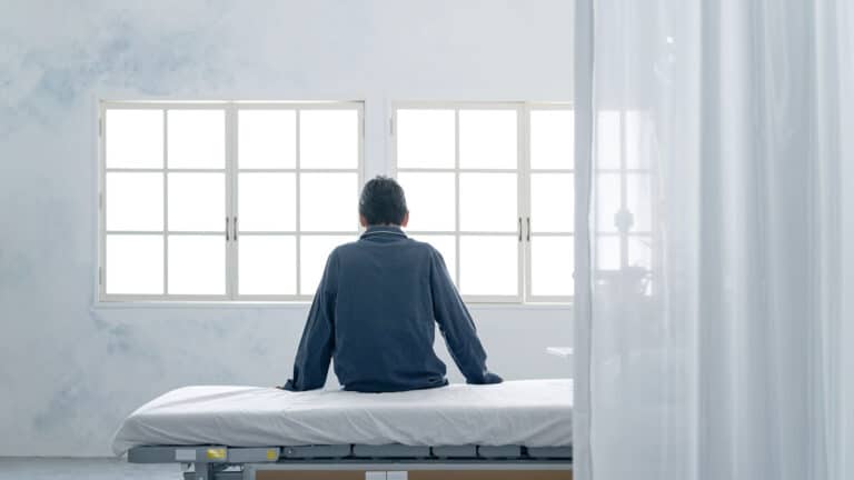 Подозреваемую в убийстве семьи в Атырауской области отправили в психиатрический центр