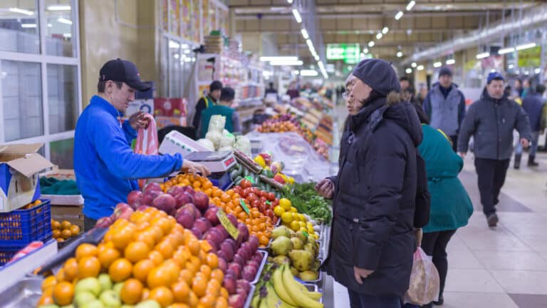 На праздники в Алматы откроют весенние ярмарки: цены на 10-15% ниже рыночных