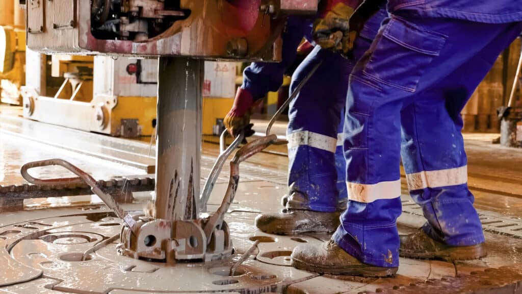 «Дочка» сингапурской компании начнет добычу нефти на месторождении в Казахстане/shutterstock, бильд-редактор: Дастан Шанай