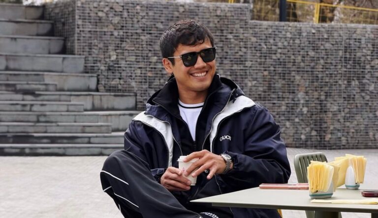 Еркебұлан Тоқтар өзі құмар ойынға батып кеткенде, көмектескен бауырына пәтер сыйлады