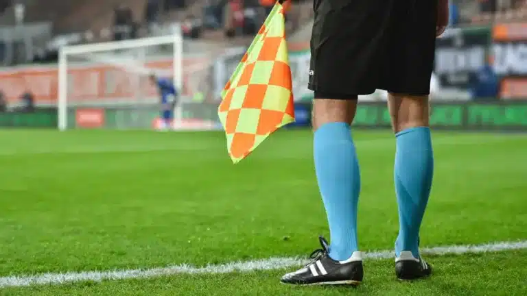 Жағын сындырды – Шымкентте футболшылар жаппай төбелесті