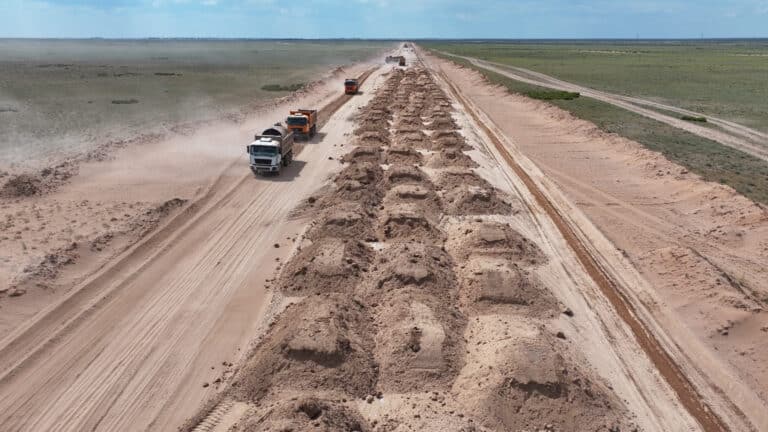 Миллионер Муталип будет добывать ископаемые для строительства железной дороги