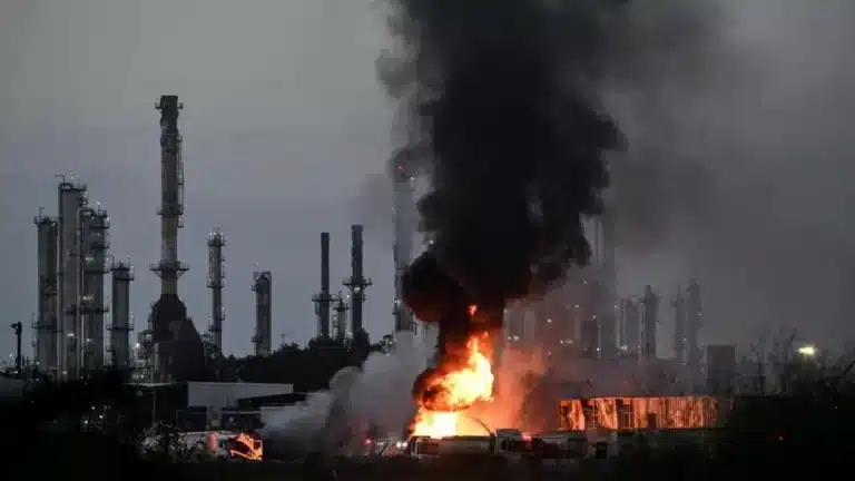 Израиль мен АҚШ Иранды жаңа қарқынмен бомбалай бастады