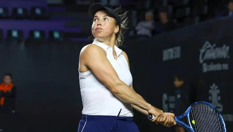 Путинцева победила испанку Бадосу на старте турнира в Индиан-Уэллсе