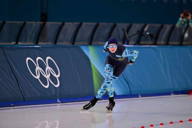 Казахстанские конькобежцы Галиев и Ильященко стартовали на чемпионате мира