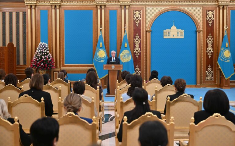 Казахстан выстраивает мощный конституционный заслон бракам по принуждению – Токаев