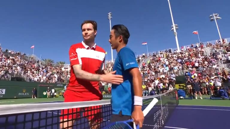 Бублик сенсационно проиграл японцу в Индиан-Уэллсе