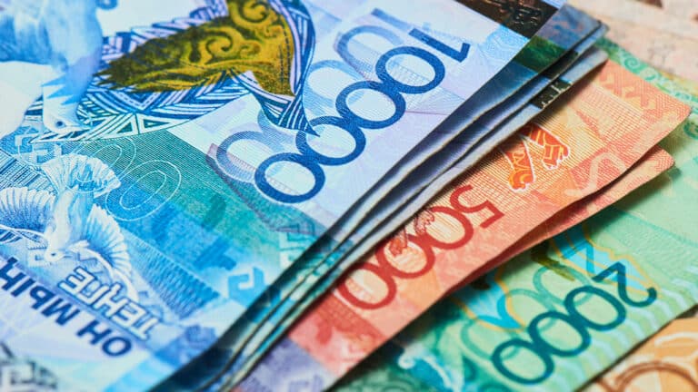 Минтруда тратит почти миллиард тенге на выплаты инвалидам труда заводов-банкротов