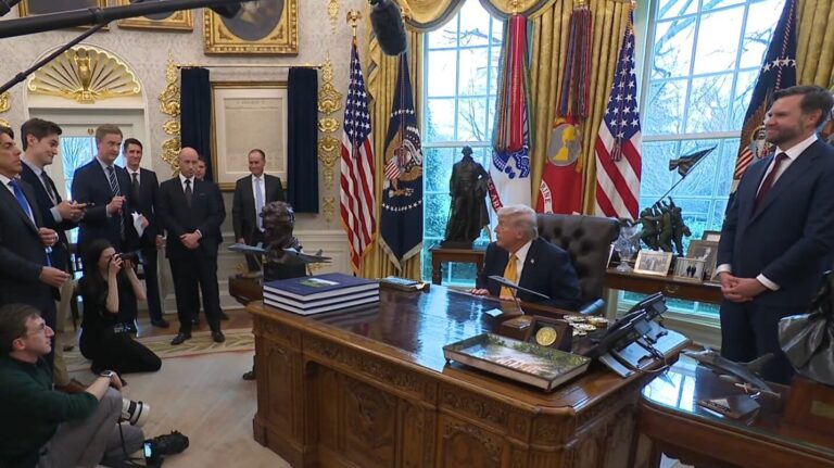 «Я не хочу войн»: Трамп сделал ряд заявлений о Ближнем Востоке и Украине