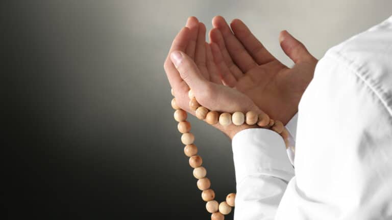 Расписание праздничного Ораза айт намаза опубликовал ДУМК