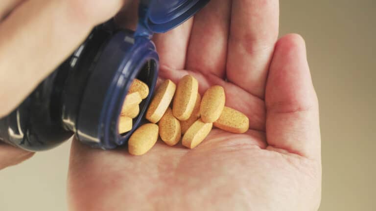 Каких витаминов чаще всего не хватает после зимы