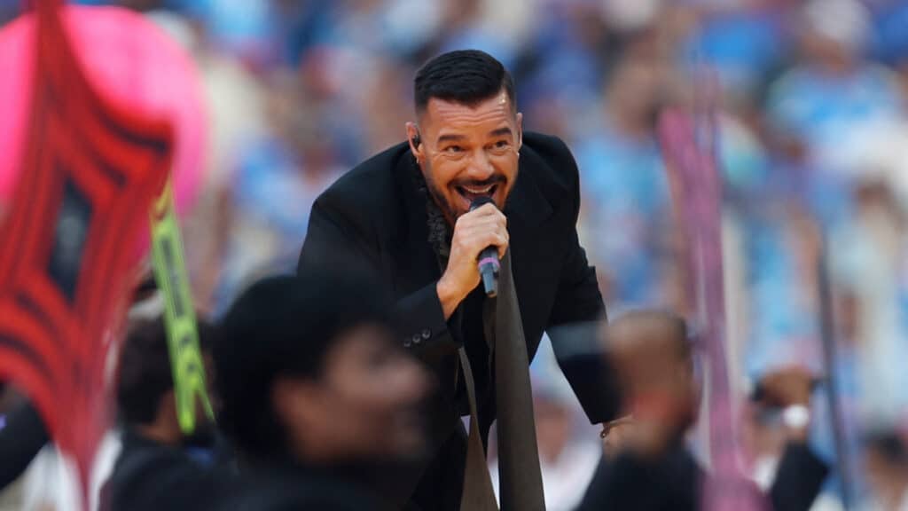 Фото: REUTERS/Amit Dave, бильд-редактор: Милош Муратовский