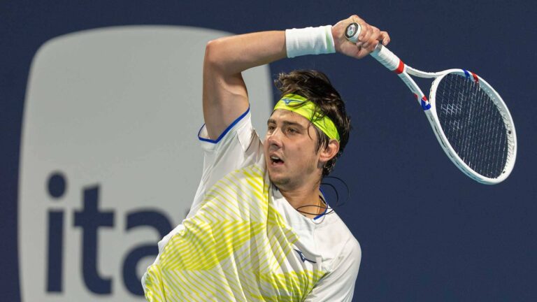 Шевченко проиграл французу Эмберу в третьем круге Miami Open-2026