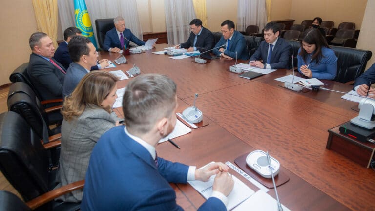 346 тыс. самозанятых и 1,2 млн предпринимателей выбрали спецрежимы