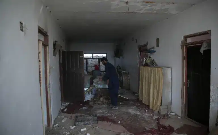 Пәкістан Ауғанстанға соққы жасап, билік 250 адам қайтыс болғанын хабарлады