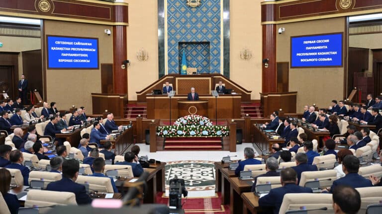 Выборы в парламент пройдут до начала политического сезона — Токаев