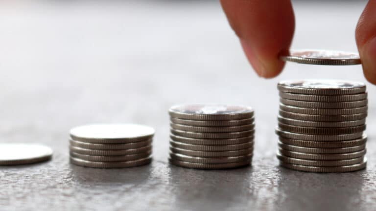 Банки начали снижать ставки по сберегательным депозитам – КФГД