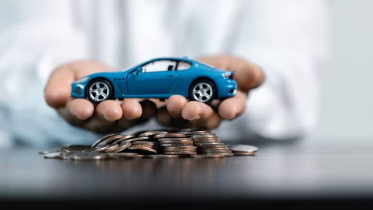 Обязательную автостраховку хотят поднять для казахстанцев