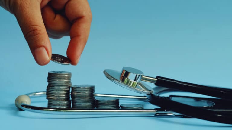 Поликлиникам Казахстана могут сократить финансирование на лечение при одном условии