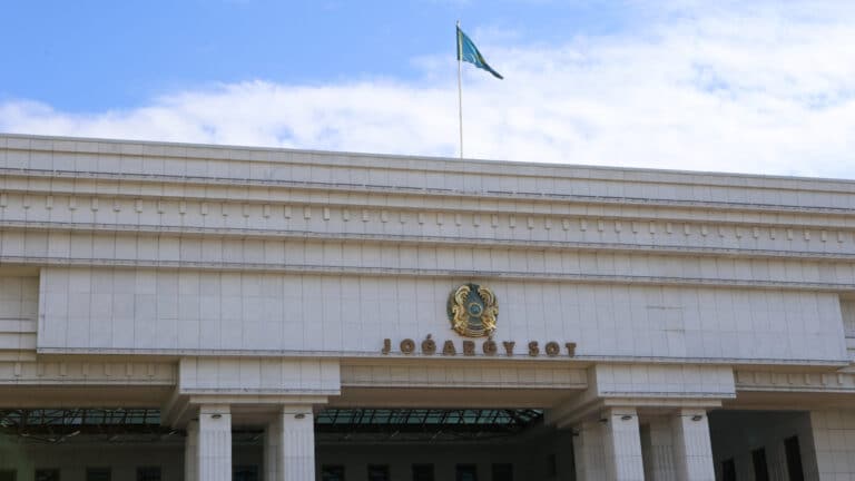 Трое судей Верховного суда ушли в отставку: какие громкие дела они разбирали