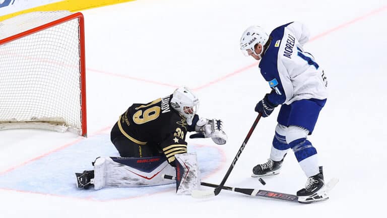 Столичный «Барыс» выиграл во Владивостоке у «Адмирала»