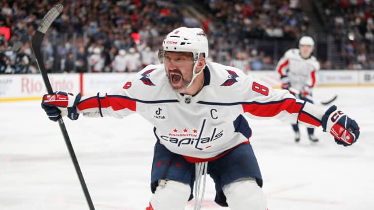 Александр Овечкин оформил хет-трик в матче НХЛ с «Ютой»