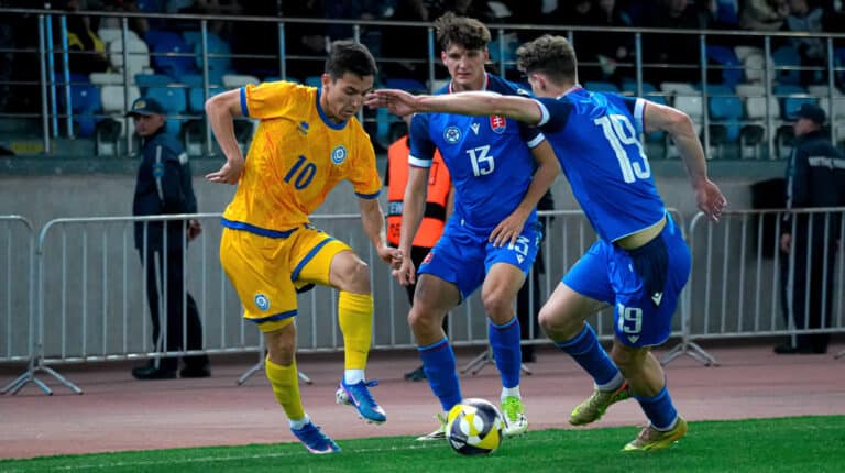 Молодежная сборная Казахстана проиграла в Туркестане Словакии