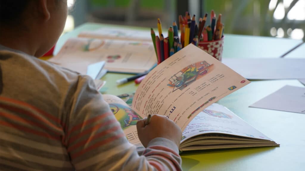 В Казахстане перепишут школьные учебники, которые не обновлялись с 2019 года